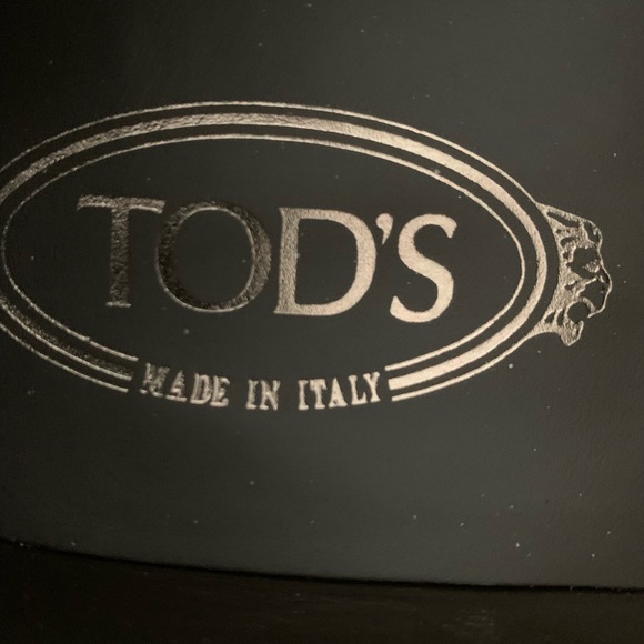 TOD’S Suede Shoea - Picture 6 of 11